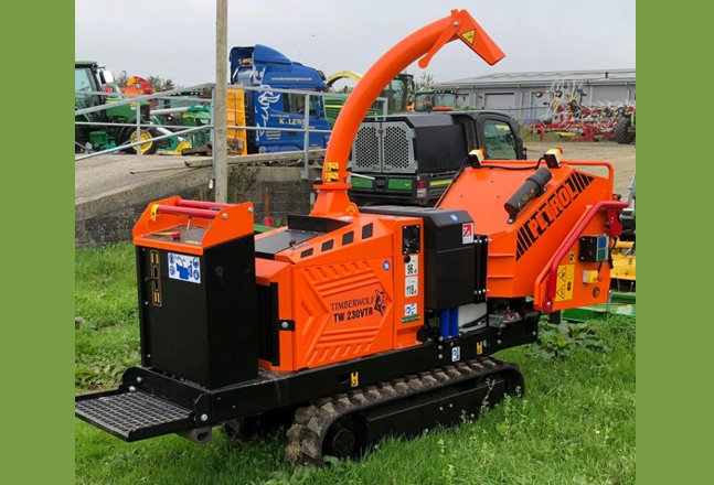 Timberwolf tracked woodchipper hire Pembrokeshire